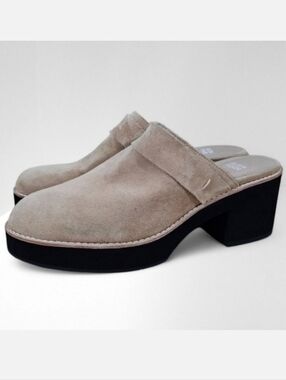 Eileen Fisher Hiya Clog Mule Heel Womens Shoe Ecru Beige Suede Size 10
